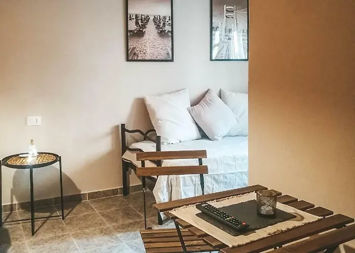 Bed & Breakfast Arda Beachside Living